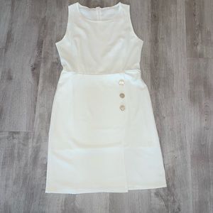 White dress with 3 gold buttons Size XL